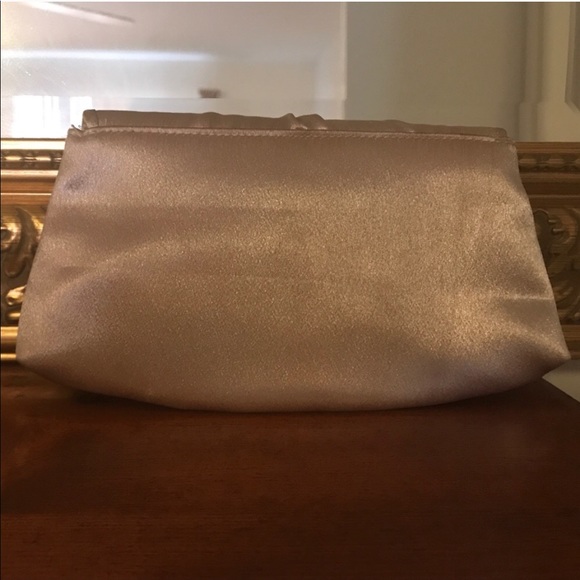 Champagne gold clutch and handbag - Picture 3 of 8